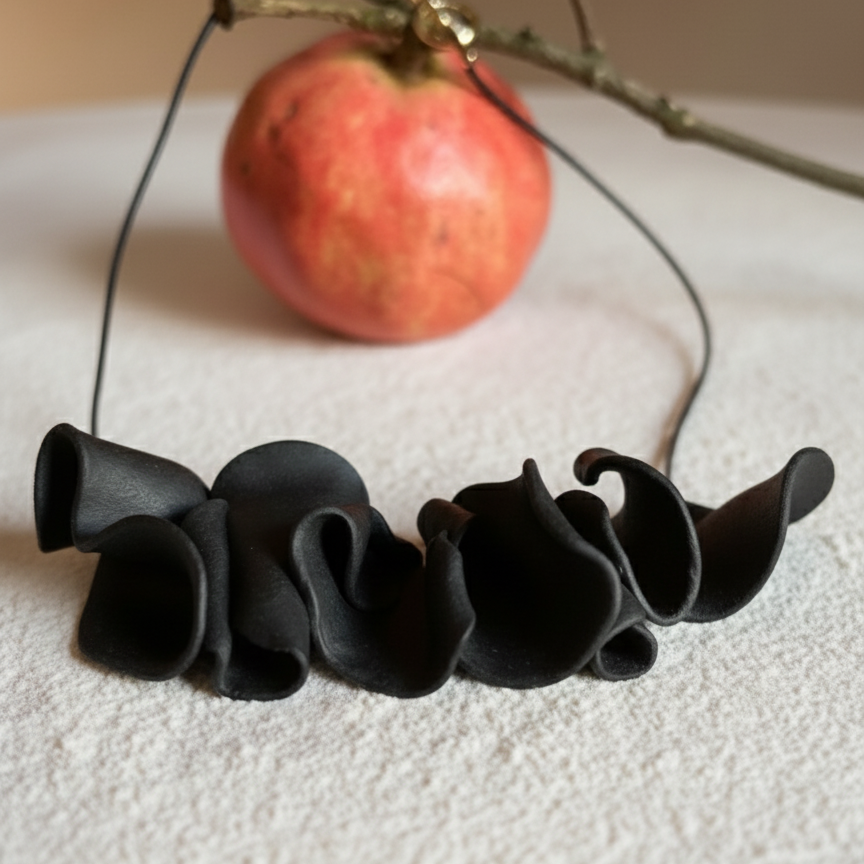 Collana Aria di Creta Nera