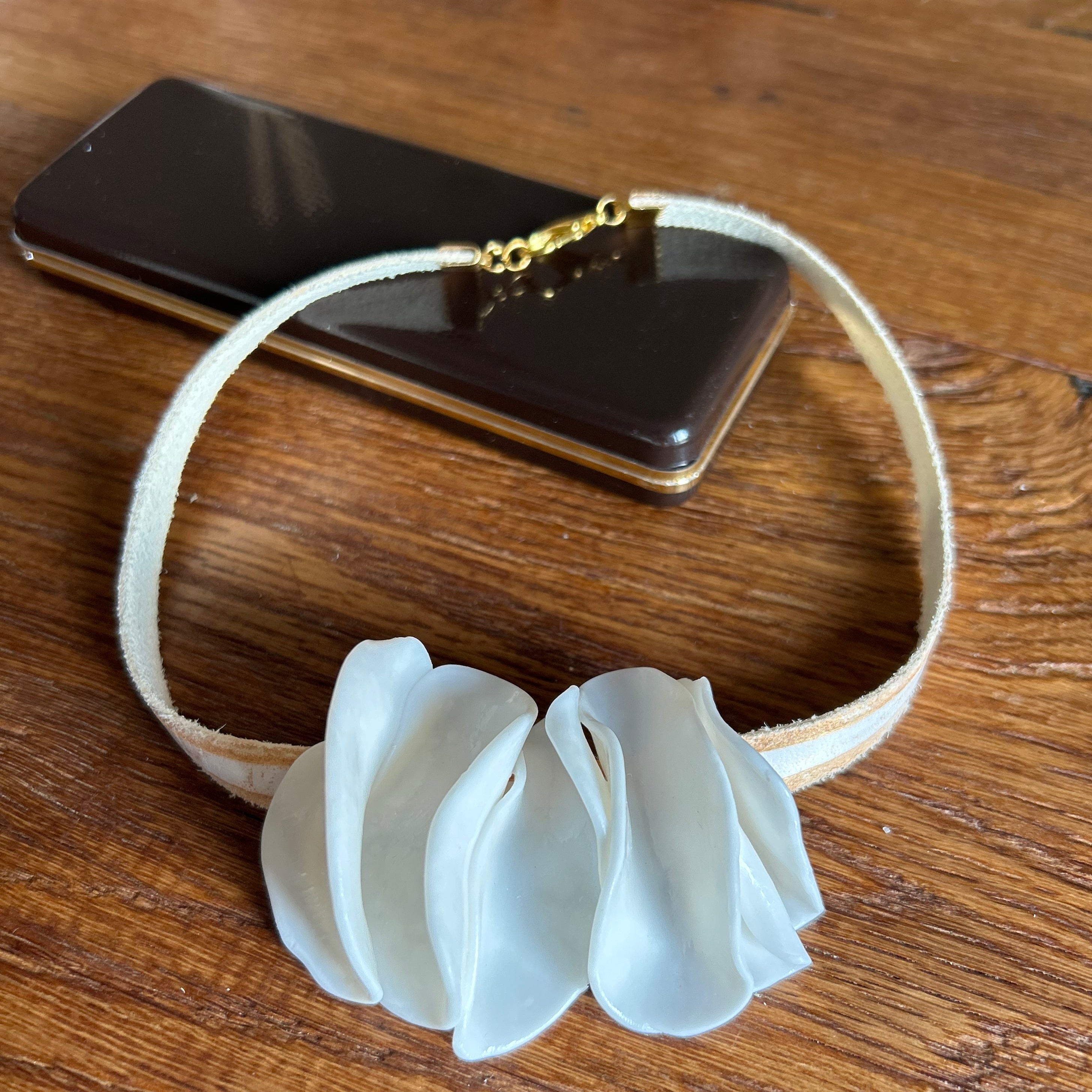 Collana girocollo Anima e cuoio